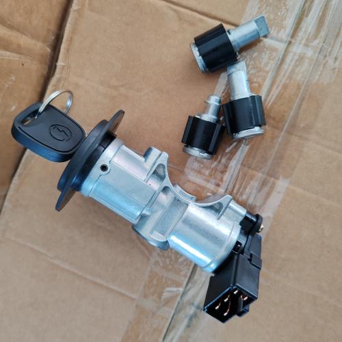 Original Shacman Heavy Truck Spare Parts DZ96189460553 Ignition Lock