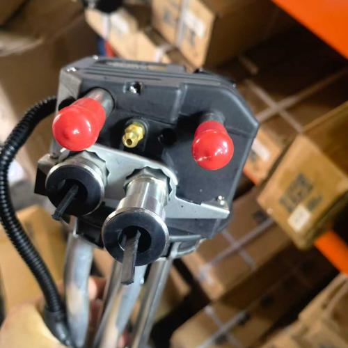 SHACMAN DELONG F2000 F3000 Truck Fuel tank Volume Sensor