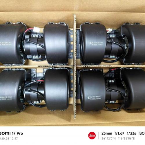 Shaanxi Delong F3000 Truck parts Warm air Blower Motor DZ15221840402