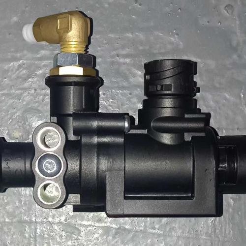 Shacman X3000 Two-position Three-position Solenoid Valve Solenoid Valve Normally Closed DZ97189716021